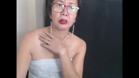 Snapshot of champaka123 chatting on 02.25.25 champaka online show from 02.25.25