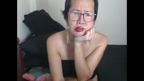 Snapshot of champaka123 chatting on 03.11.25 champaka online show from 03.11.25