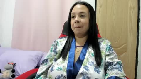 Snapshot of chanell15 chatting on 07.20.26 Fabi online show from 07.20.26