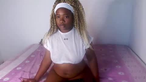 Snapshot of chanellmontes1 chatting on 02.16.26 chnell online show from 02.16.26