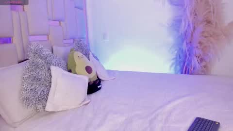 Snapshot of channel_kox chatting on 09.16.25  x online show from 09.16.25