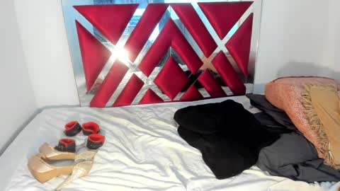 Snapshot of channellross chatting on 02.25.25 Chanell online show from 02.25.25