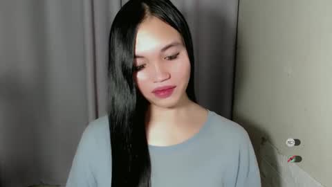 Snapshot of chantelle_fuckdoll chatting on 12.17.24 CHANTELLE online show from 12.17.24