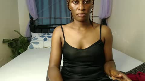 Snapshot of chantelsamz2 chatting on 12.01.24 Chantel online show from 12.01.24