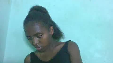 Snapshot of chanteuse655720 chatting on 04.19.26 chanteuse655720 online show from 04.19.26