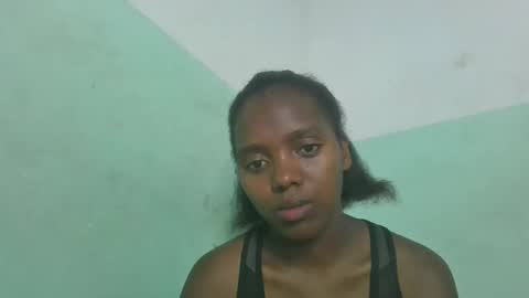 Snapshot of chanteuse655720 chatting on 04.21.26 chanteuse655720 online show from 04.21.26