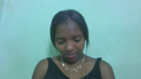 Snapshot of chanteuse655720 chatting on 05.15.26 chanteuse655720 online show from 05.15.26
