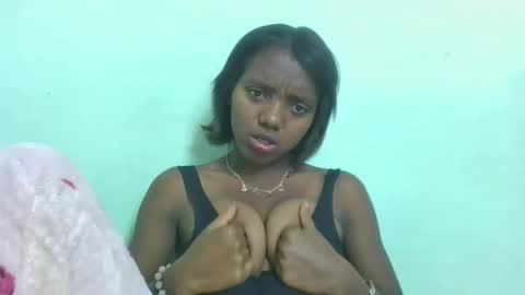 Snapshot of chanteuse655720 chatting on 05.15.26 chanteuse655720 online show from 05.15.26