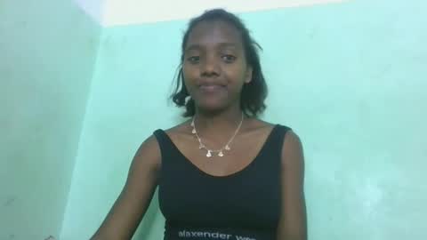 Snapshot of chanteuse655720 chatting on 05.28.26 chanteuse655720 online show from 05.28.26