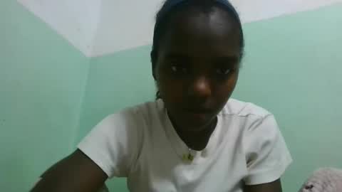 Snapshot of chanteuse655720 chatting on 06.09.26 chanteuse655720 online show from 06.09.26