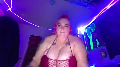 Snapshot of chaotic_squirtle chatting on 03.25.26 BrattySquirtle online show from 03.25.26