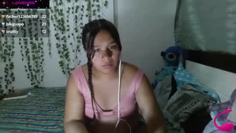 Snapshot of charis_21 chatting on 12.19.24 charis 2 online show from 12.19.24