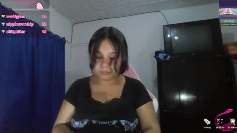 Snapshot of charis_21 chatting on 02.13.25 charis 2 online show from 02.13.25