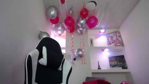 charis 2 online show from 11.13.25