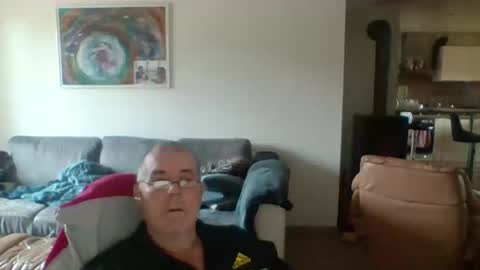 Snapshot of charles6064 chatting on 10.28.25 charles6064 online show from 10.28.25