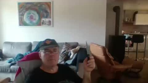 charles6064 online show from 11.06.25