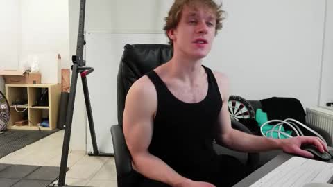 CHARLES DREAMS online show from 11.23.25