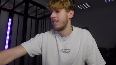 CHARLES SINS online show from 02.01.25