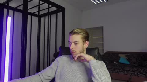 CHARLES SINS online show from 02.06.25