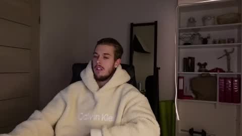 CHARLES SINS online show from 02.15.25