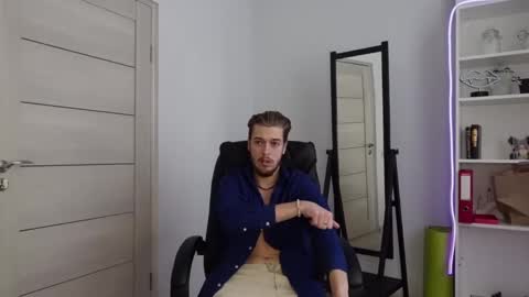 CHARLES SINS online show from 02.16.25