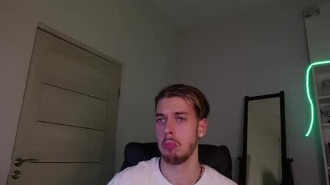 CHARLES SINS online show from 03.01.25