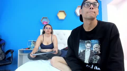 Charles y Elara online show from 12.11.24