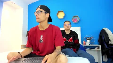 Charles y Elara online show from 12.28.24