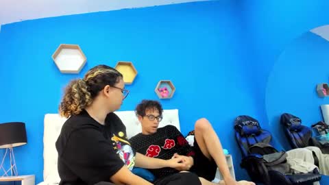 Charles y Elara online show from 01.11.25