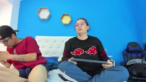 Charles y Elara online show from 01.23.25