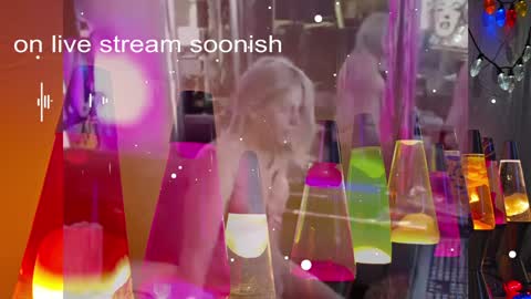 Snapshot of charli_girl chatting on 12.26.24 Charli online show from 12.26.24