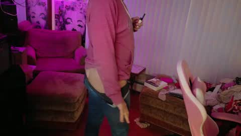 Snapshot of charli_girl chatting on 01.31.25 Charli online show from 01.31.25