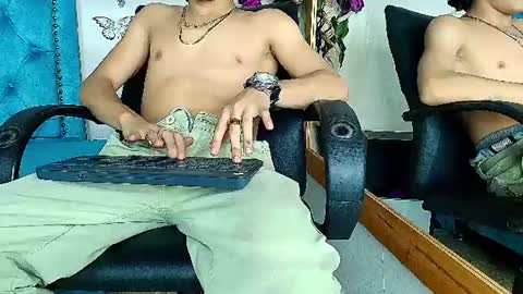 Snapshot of charlie_latino chatting on 07.30.26 charlie_latino online show from 07.30.26