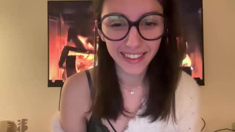 Snapshot of charlieangella chatting on 02.12.25 Charlie online show from 02.12.25