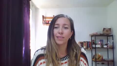 Snapshot of charlot_ponze chatting on 12.22.25 charlott online show from 12.22.25