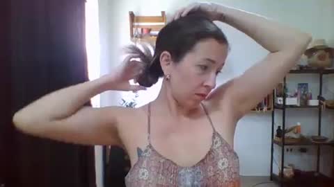 Snapshot of charlot_ponze chatting on 02.16.26 charlott online show from 02.16.26