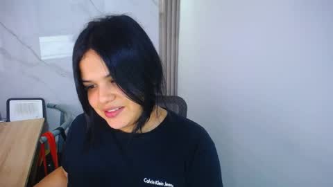 Charlote Walker online show from 05.02.26