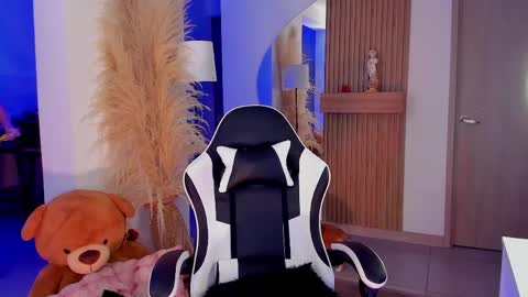 Snapshot of charlotte__08 chatting on 03.24.26 Charlotte online show from 03.24.26