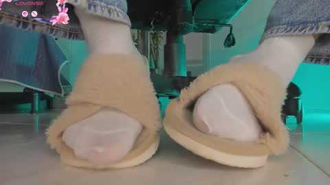 charlotte  grey online show from 02.07.26