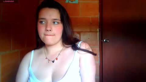 Snapshot of charlotte_allen_ chatting on 11.08.25 Charlotte online show from 11.08.25