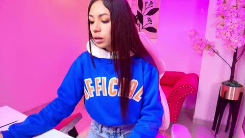 Charlotte online show from 03.31.26