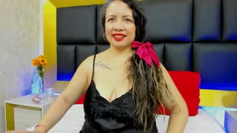Snapshot of charlotte_monnroe chatting on 06.04.26 charlotte_monnroe online show from 06.04.26