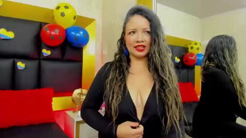Snapshot of charlotte_monnroe chatting on 06.15.26 charlotte_monnroe online show from 06.15.26