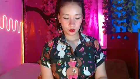 charlotte_morh_ online show from 04.22.26