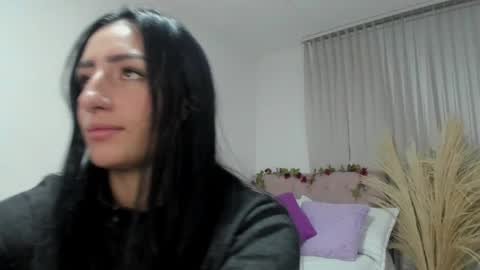 Snapshot of charlotte_pleasure chatting on 05.26.26 Charlotte online show from 05.26.26