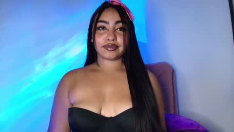 Snapshot of charlotte_princess_1 chatting on 02.02.25 charlotte_princess_1 online show from 02.02.25