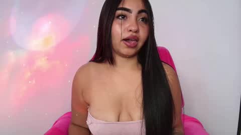 Snapshot of charlotte_princess_1 chatting on 02.21.25 charlotte_princess_1 online show from 02.21.25