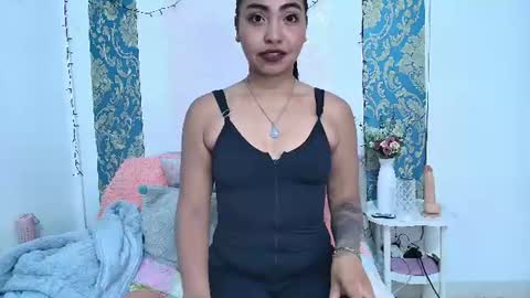 Snapshot of charlotte_princess_1 chatting on 07.03.26 charlotte_princess_1 online show from 07.03.26