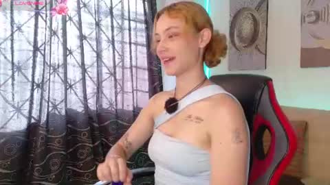 Snapshot of charlotte_rioz chatting on 07.28.26 charlotte online show from 07.28.26