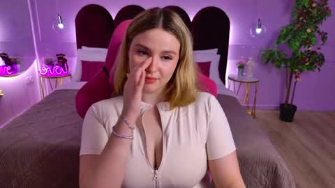 charlotteatwood online show from 05.22.26